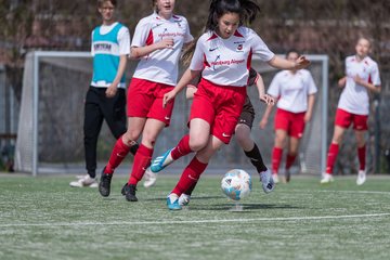 Bild 272 - wBJ St. Pauli - Walddoerfer : Ergebnis: 1:11